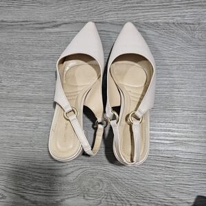 Adrienne Vittadini Women's Beige Slingback Heels